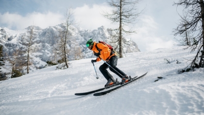 freeride skiing